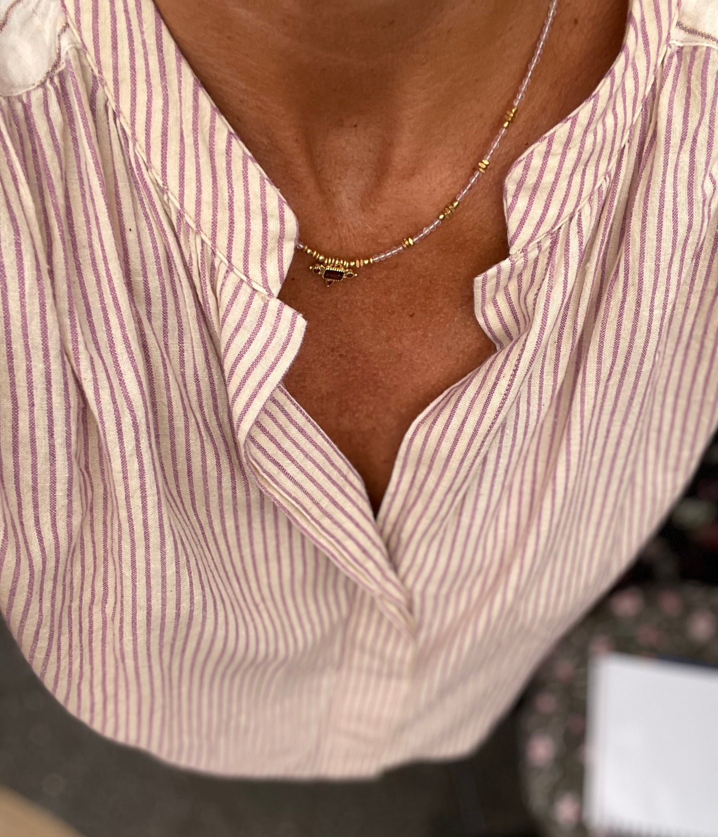 Collier PRIYA avec pierres semi-précieuses et pampilles