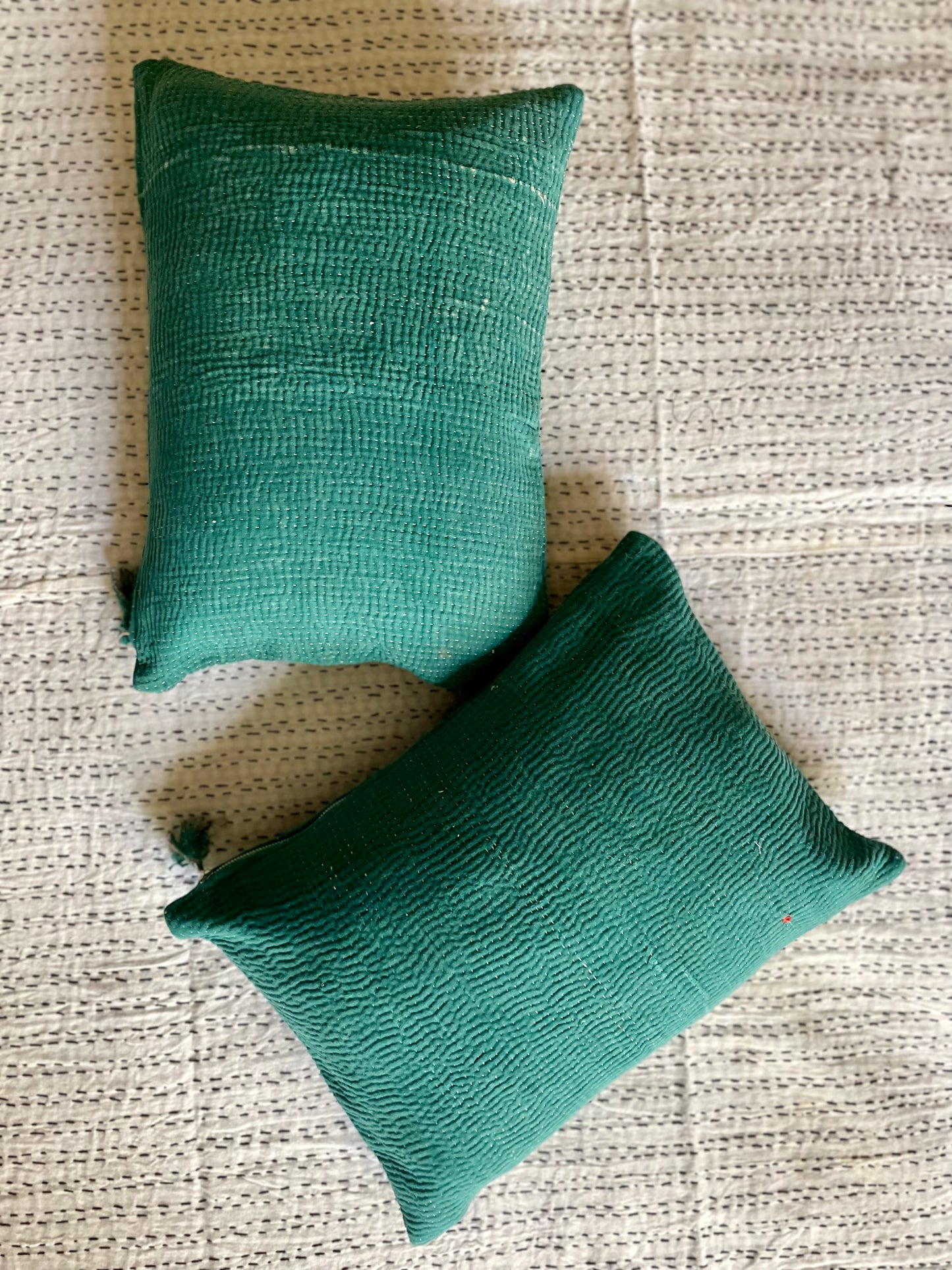 Housse de coussin en kantha | Vert profond