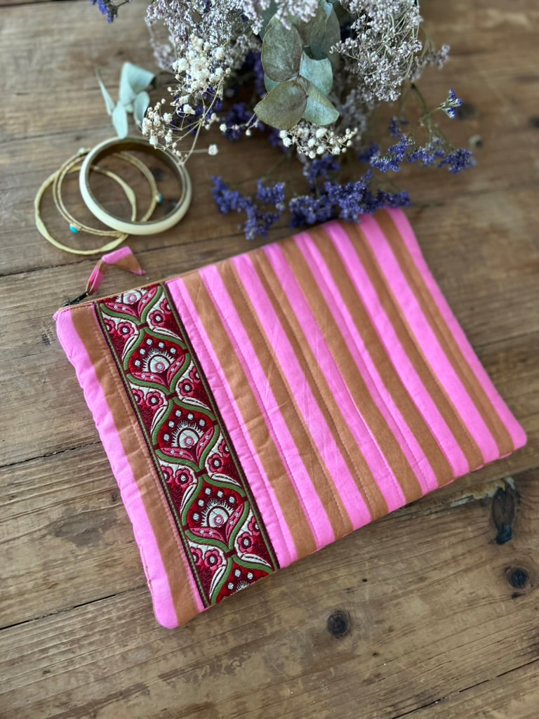 Pochette matelassée & ruban vintage |  VINTY