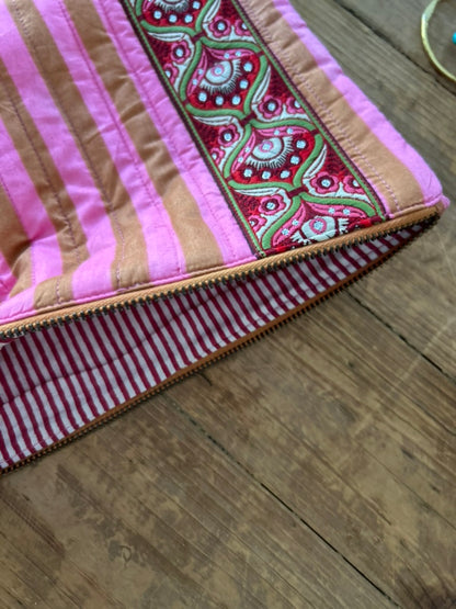 Pochette matelassée & ruban vintage |  VINTY