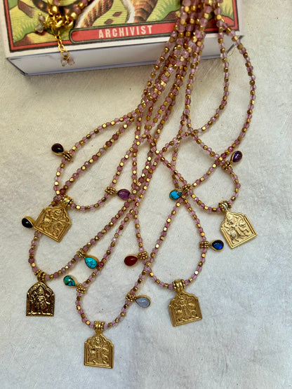 Collier MINA en laiton plaqué or et quartz rose
