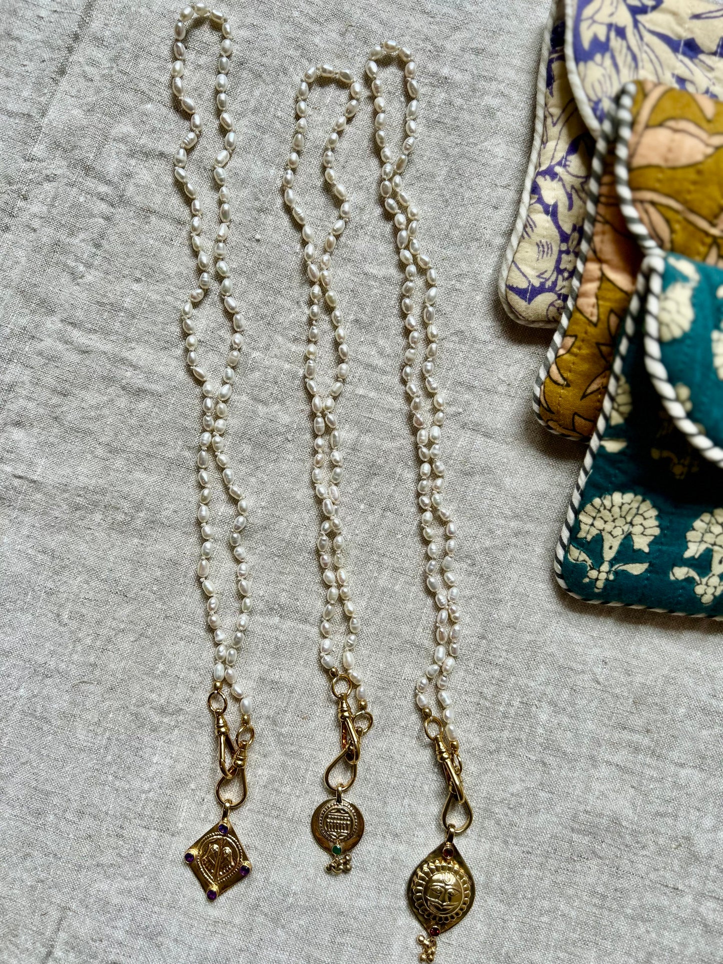 Collier JOHRI Perles d'eau douce naturelles