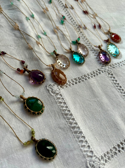 Collier INDIA fil de soie et pierres semi-précieuses