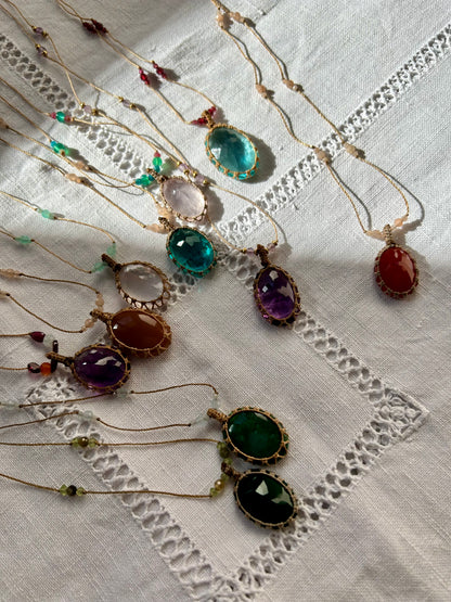 Collier INDIA fil de soie et pierres semi-précieuses