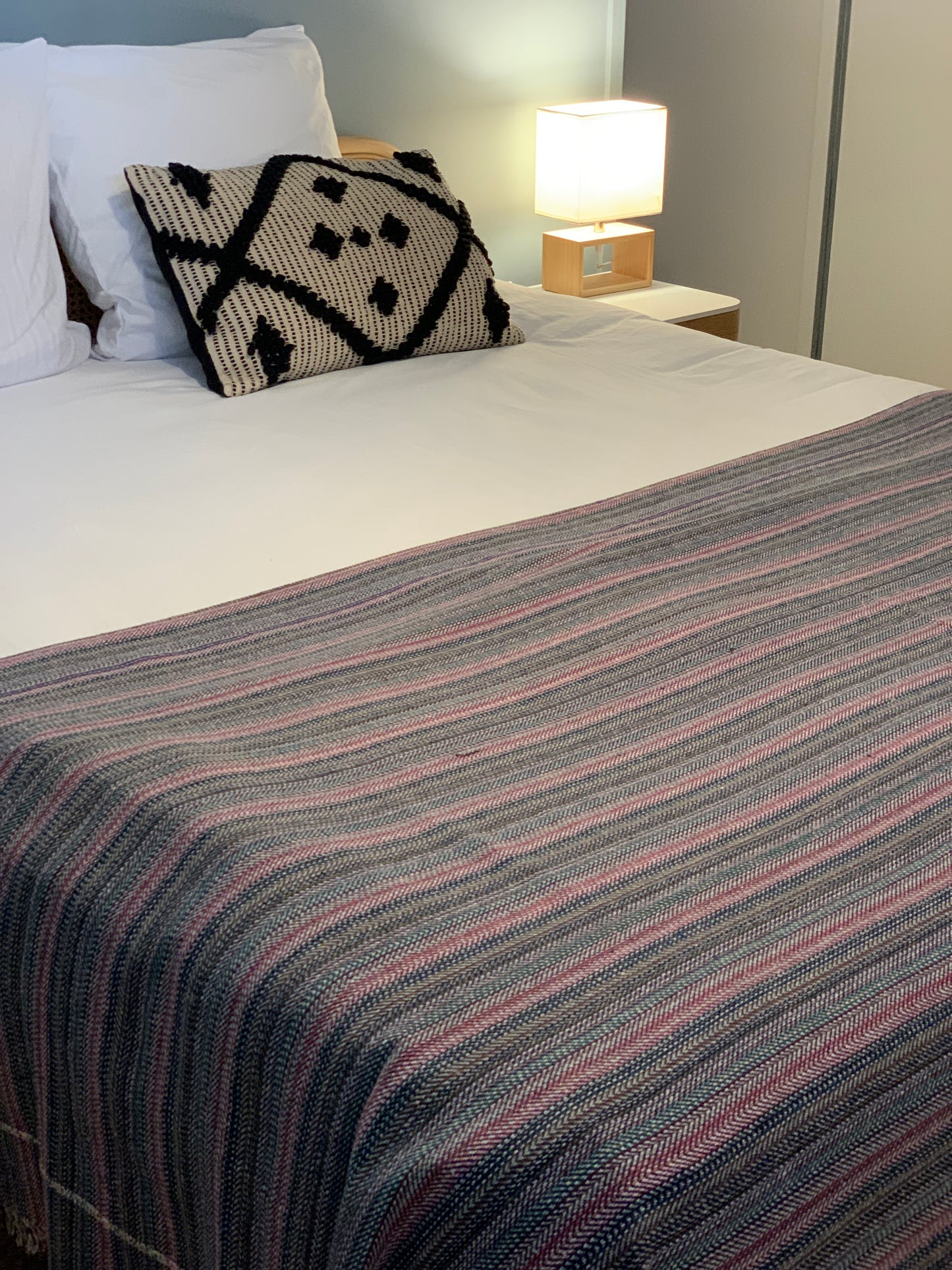 Plaid en khadi de coton fines rayures