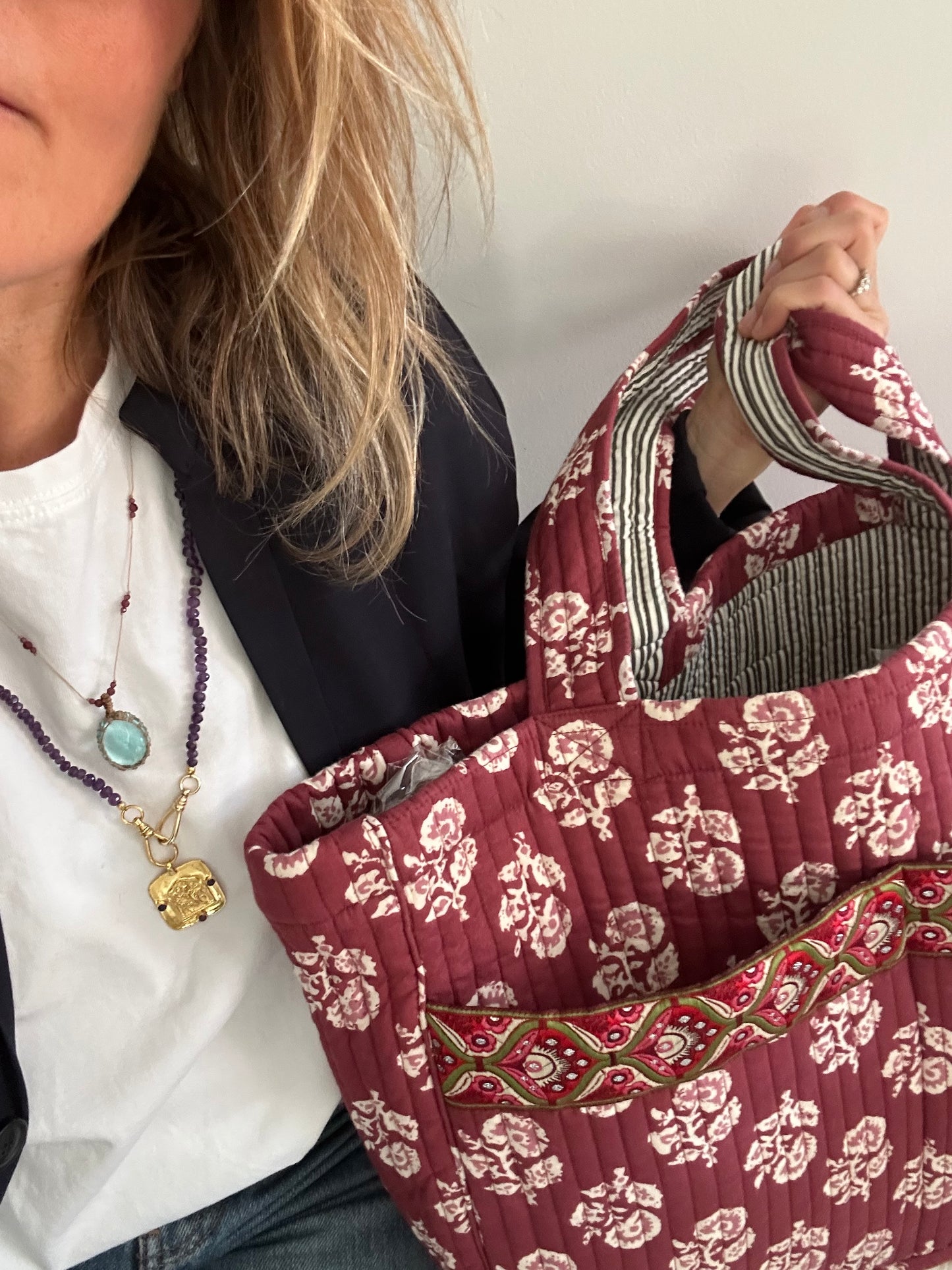 Cabas ruban en  coton blockprint matelassé Bordeaux