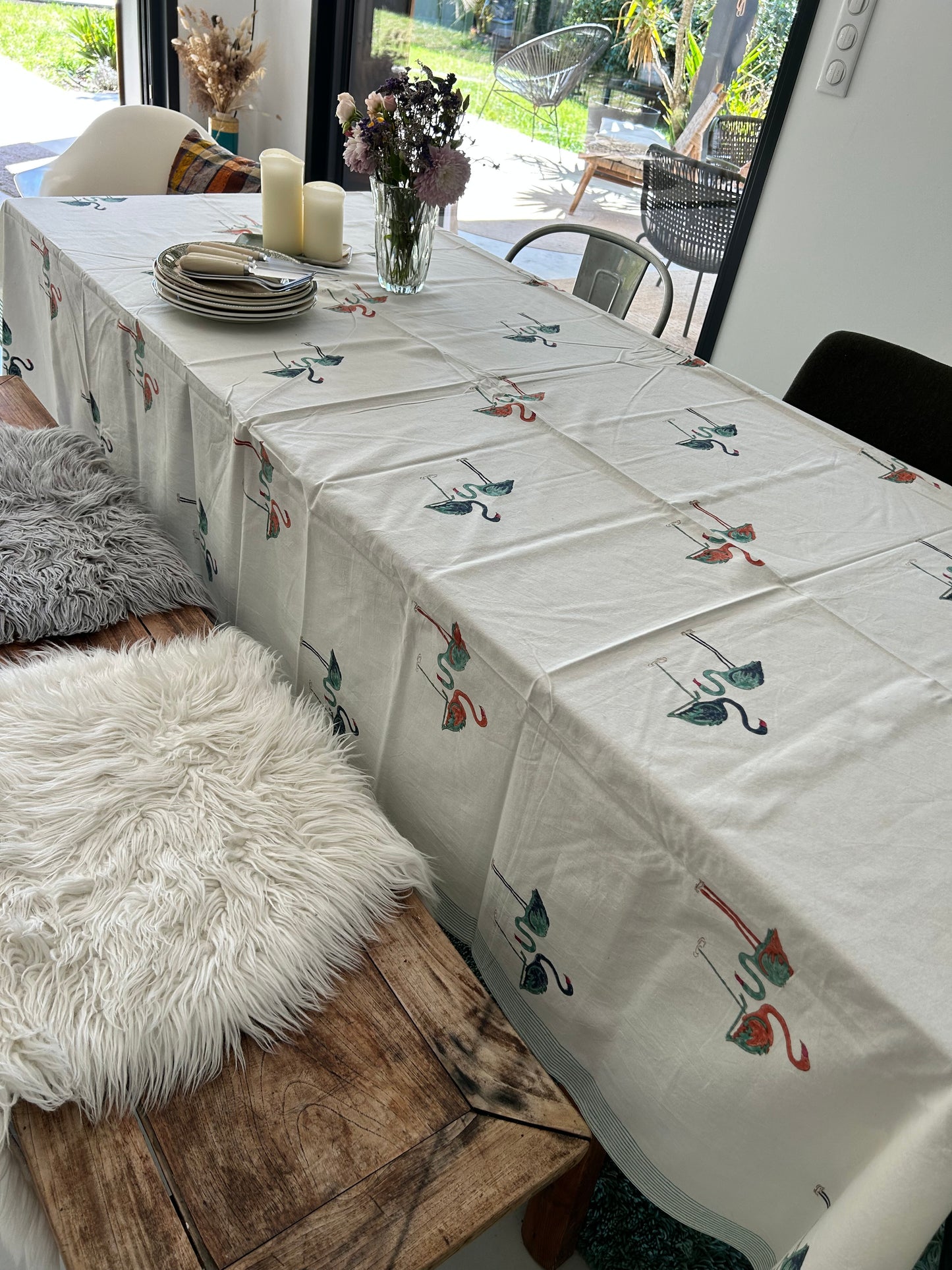 Nappe en coton crème avec motifs Flamand-rose Blockprint