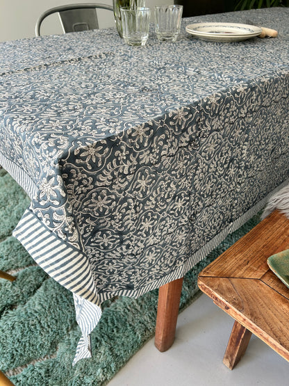 Nappe en coton imprimée à la main petites fleurs bleu jeans