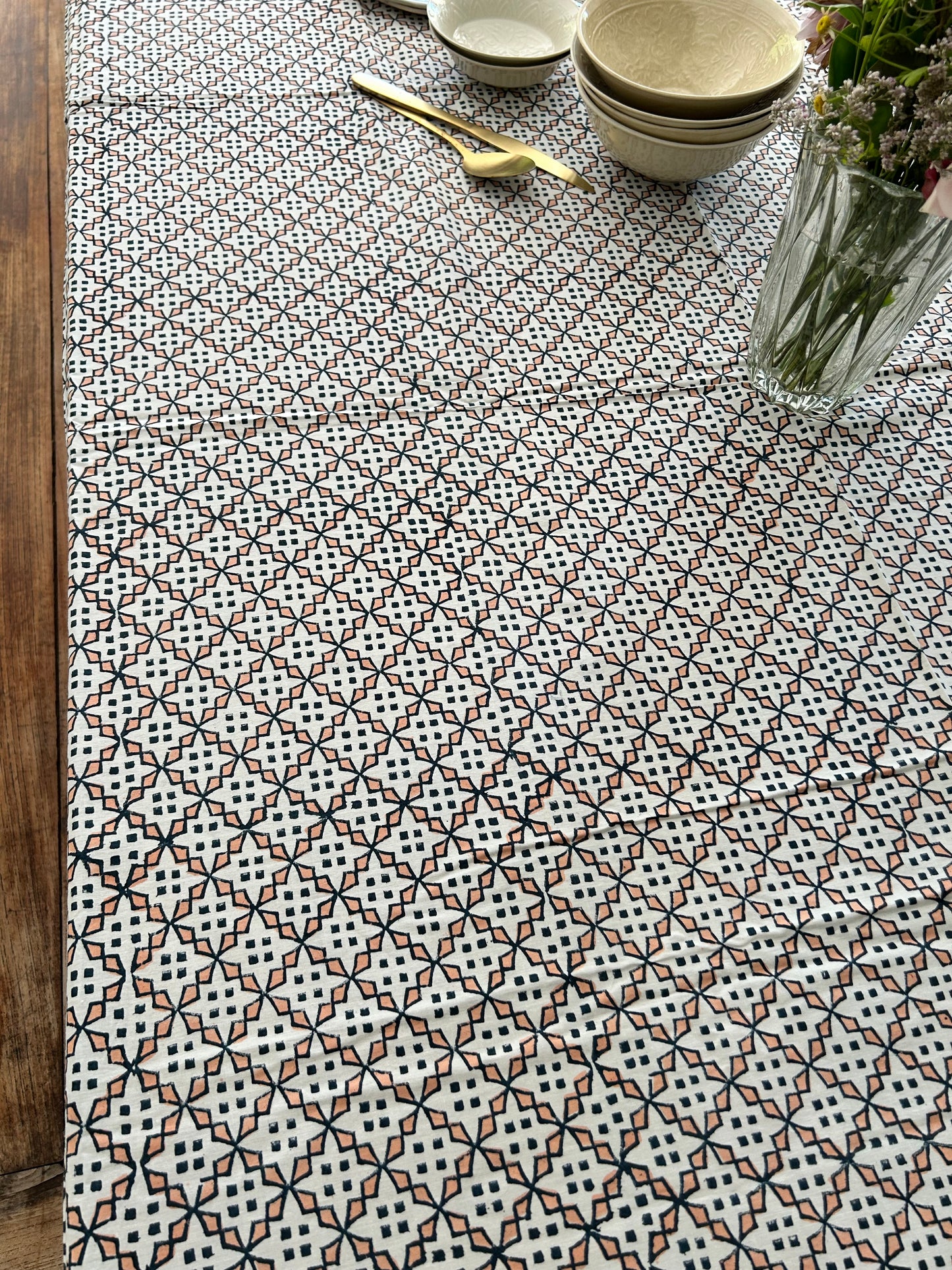Nappe imprimée à la main- motifs géométriques