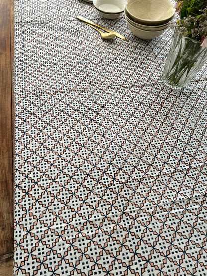 Nappe imprimée à la main- motifs géométriques