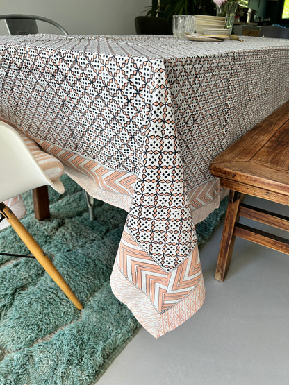 Nappe imprimée à la main- motifs géométriques