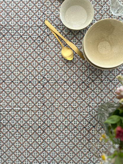 Nappe imprimée à la main- motifs géométriques