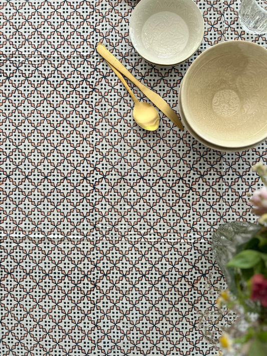 Nappe imprimée à la main- motifs géométriques