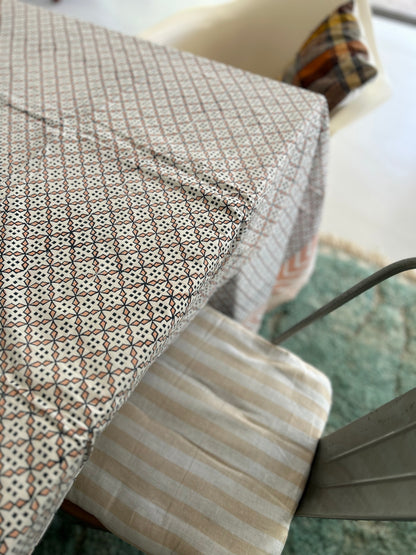 Nappe imprimée à la main- motifs géométriques