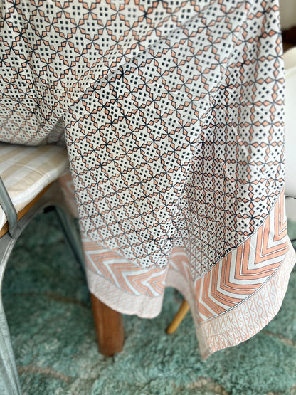 Nappe imprimée à la main- motifs géométriques