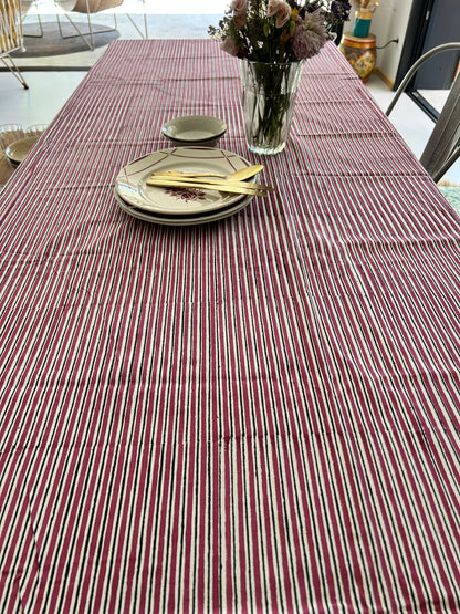 Longue nappe à rayures Bordeaux imprimée à la main