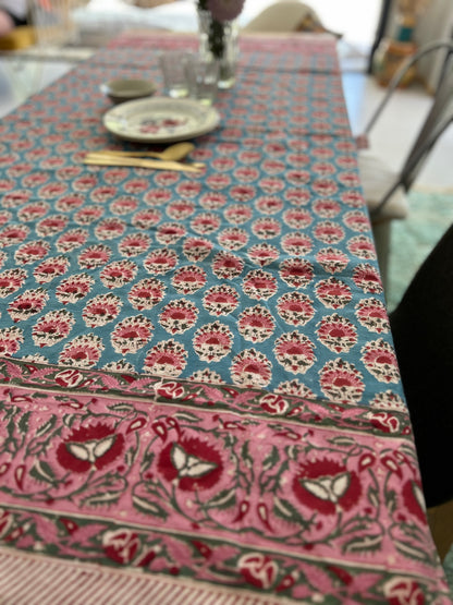 Nappe carrée en coton imprimée à la main