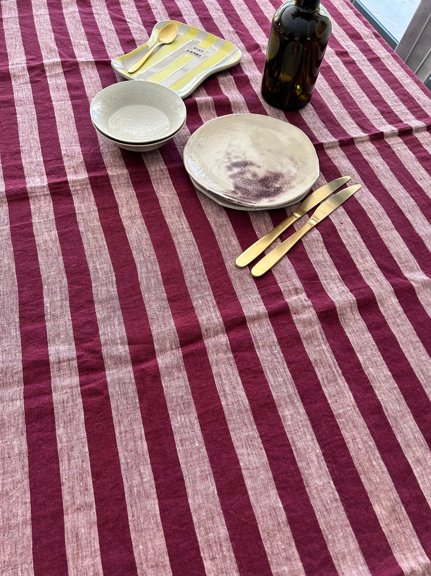 Nappe carrée  en lin à rayures Framboise