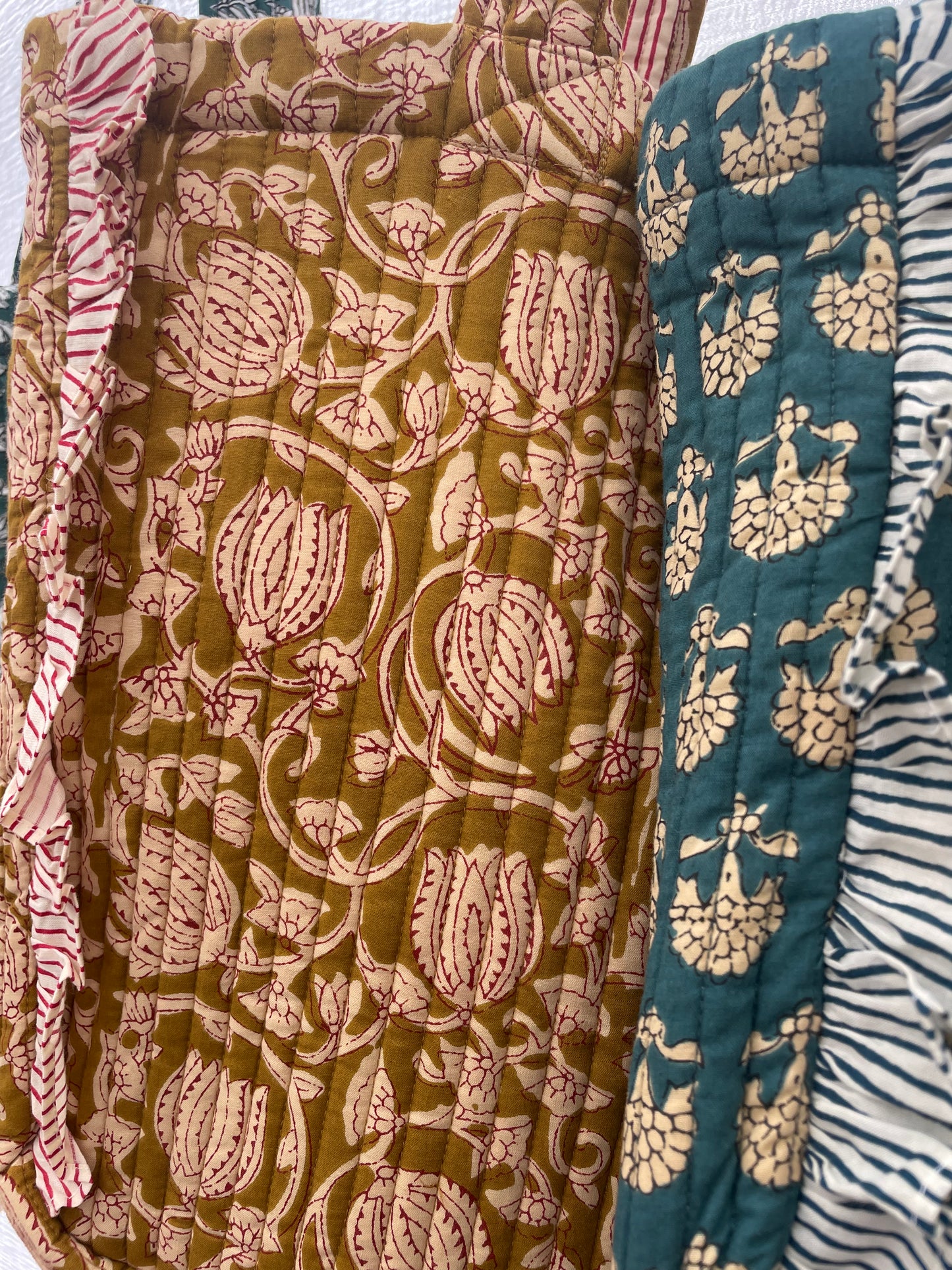 Cabas froufrou en coton blockprint matelassé Cumin