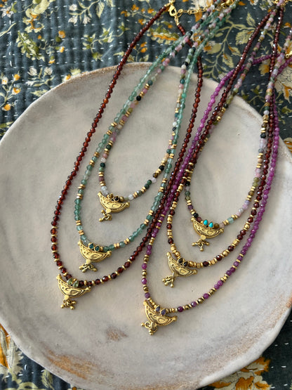 Collier Baba pierres semi-précieuses &  pendentif laiton