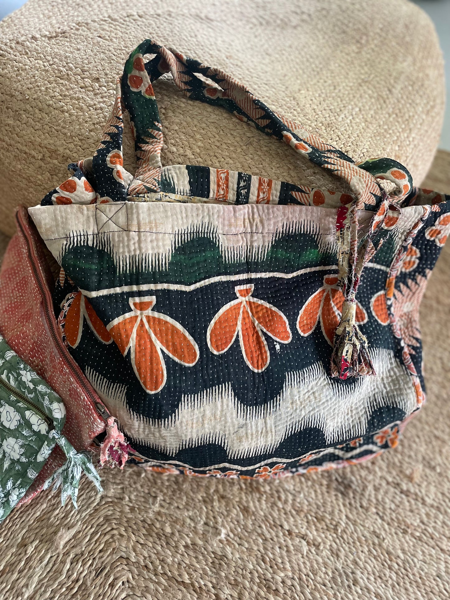 Cabas en Kantha vintage noir -beige orangé