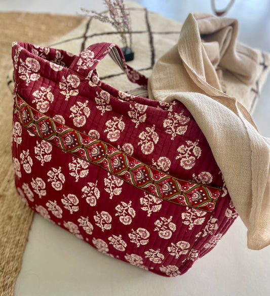 Cabas ruban en  coton blockprint matelassé Bordeaux