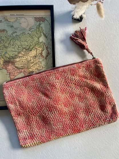 Grande pochette en kantha   | saumon