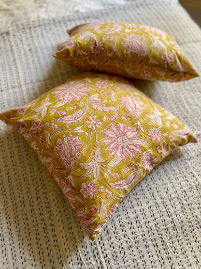 Housse de coussin blockprint   | Moutarde