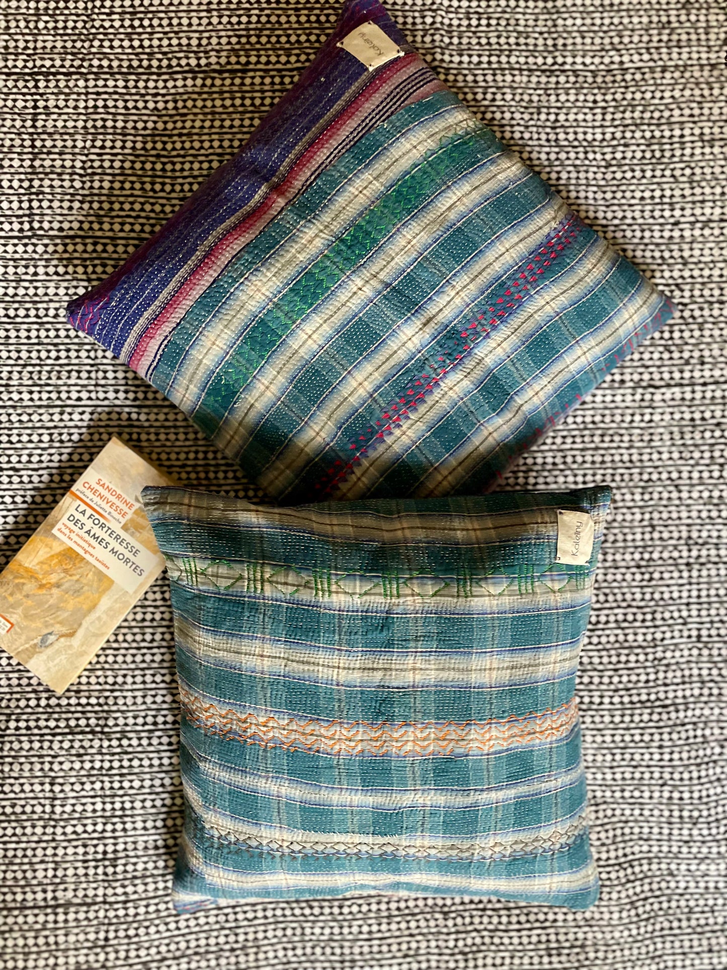 Housse de coussin en kantha   |  Bleu violet