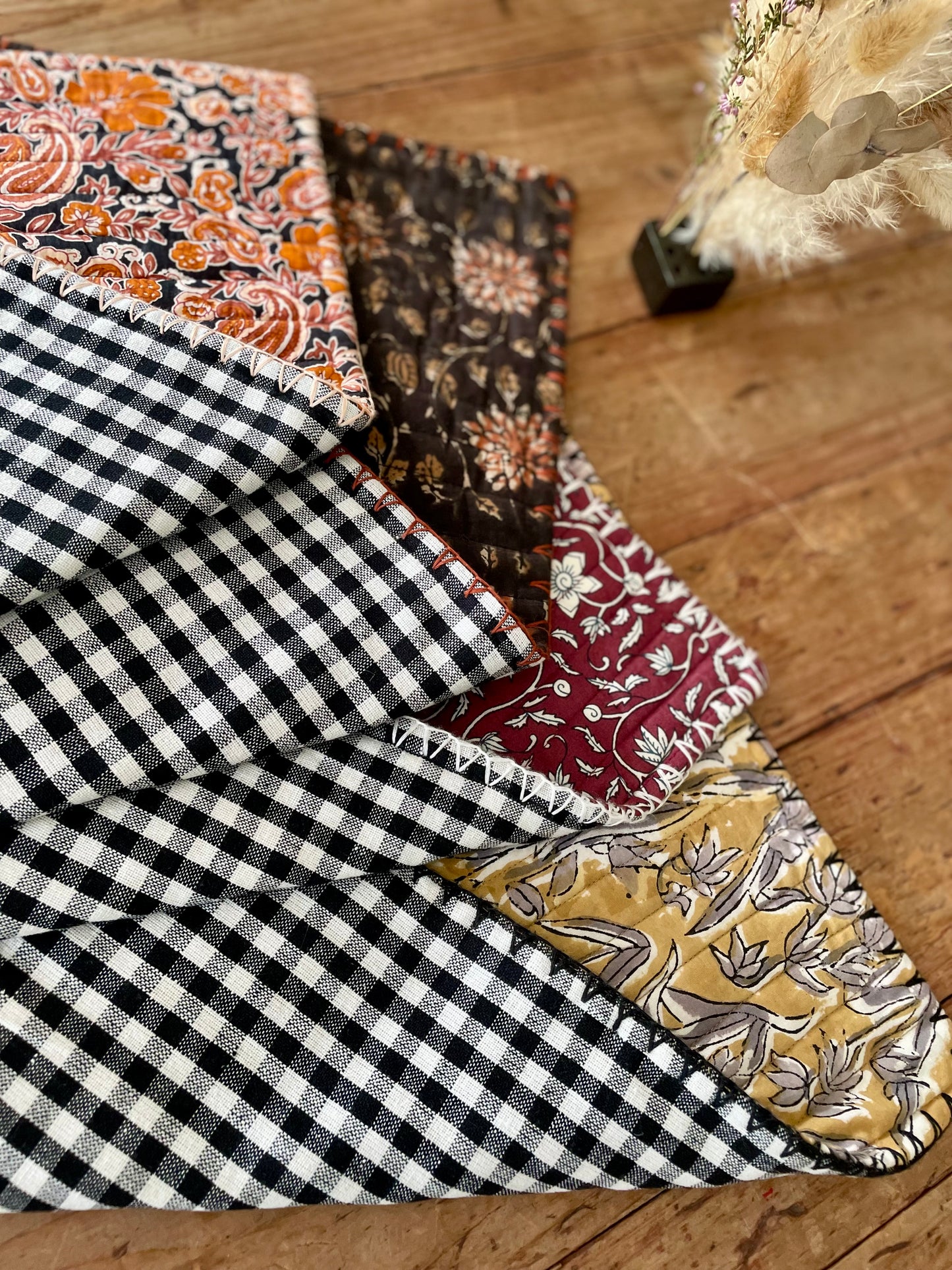 Set de table en blockprint matelassé | Collection fleurie & vichy  |  ARCHIVES