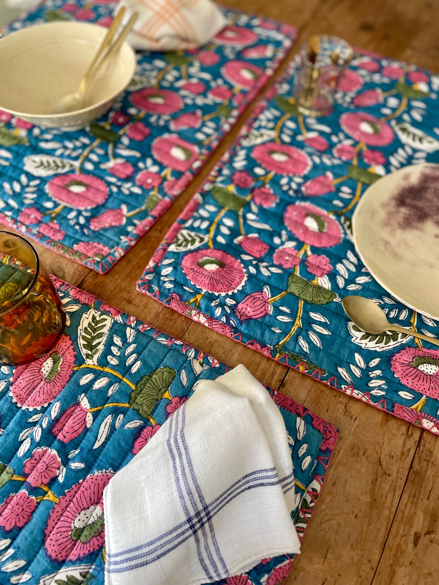 Set de table en blockprint matelassé  | Collection bleu-rose  | ARCHIVES