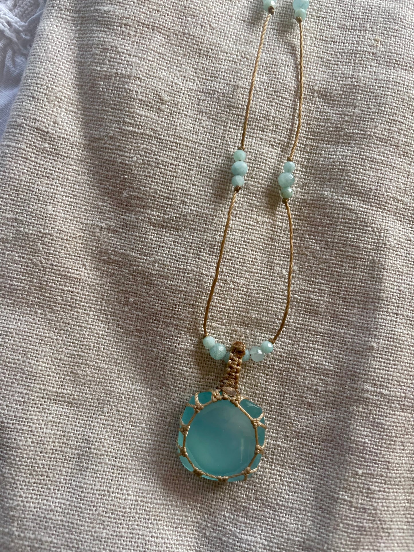 Collier INDIA fil de soie et pierres semi-précieuses