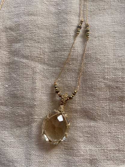 Collier INDIA fil de soie et pierres semi-précieuses