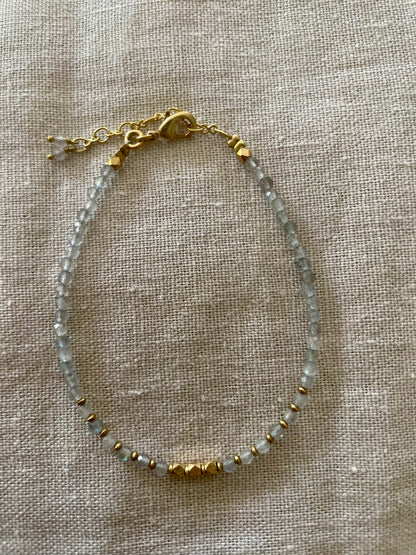 Bracelet petites pierres semi-précieuses