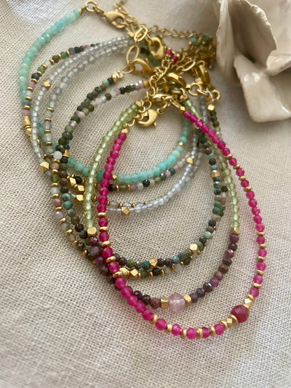 Bracelet petites pierres semi-précieuses