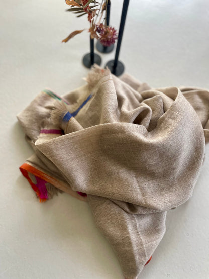 Etole en pur cachemire Ficelle avec liseré dégradé