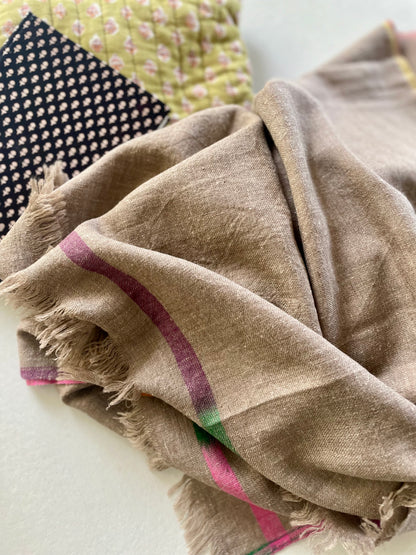 Etole en pur cachemire Chocolat doux avec liseré dégradé