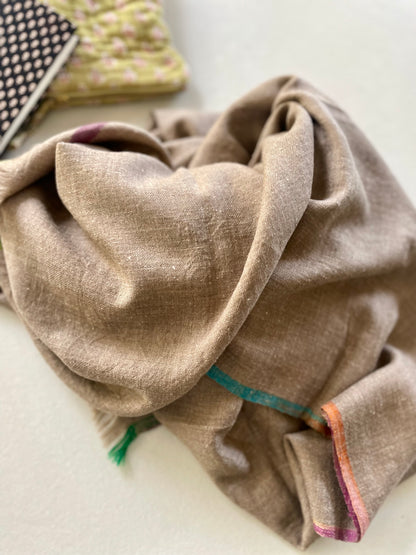 Etole en pur cachemire Chocolat doux avec liseré dégradé