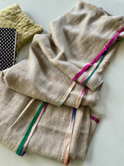 Etole en pur cachemire Ficelle avec liseré dégradé