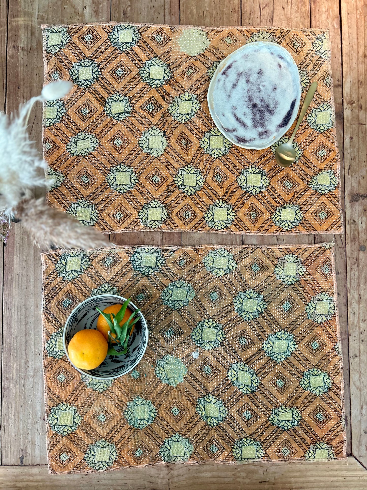 Lot de 2 sets de table en Kantha vintage Abricot-Violet