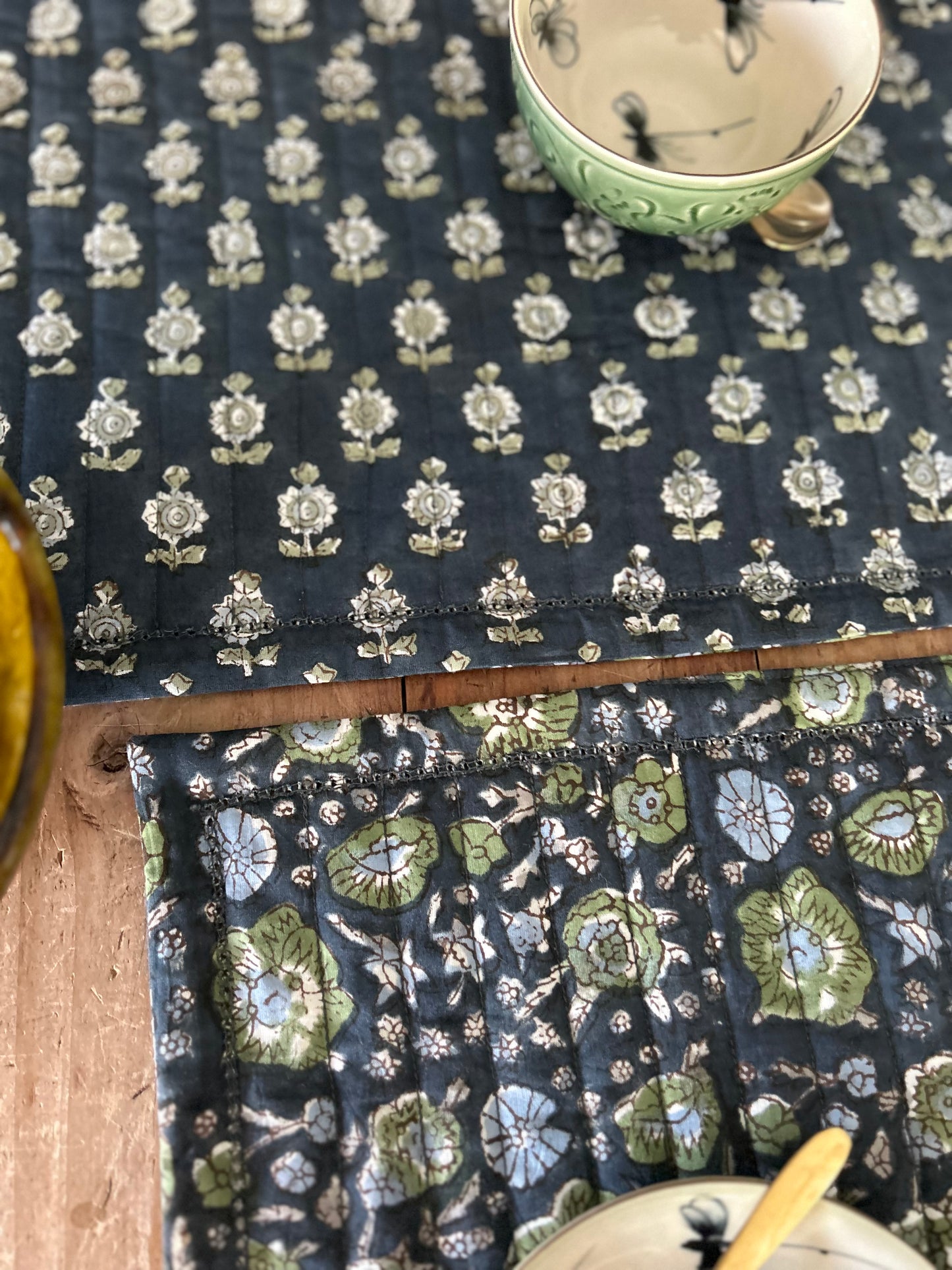 Set de table matelassé réversible  | Collection Indigo profond