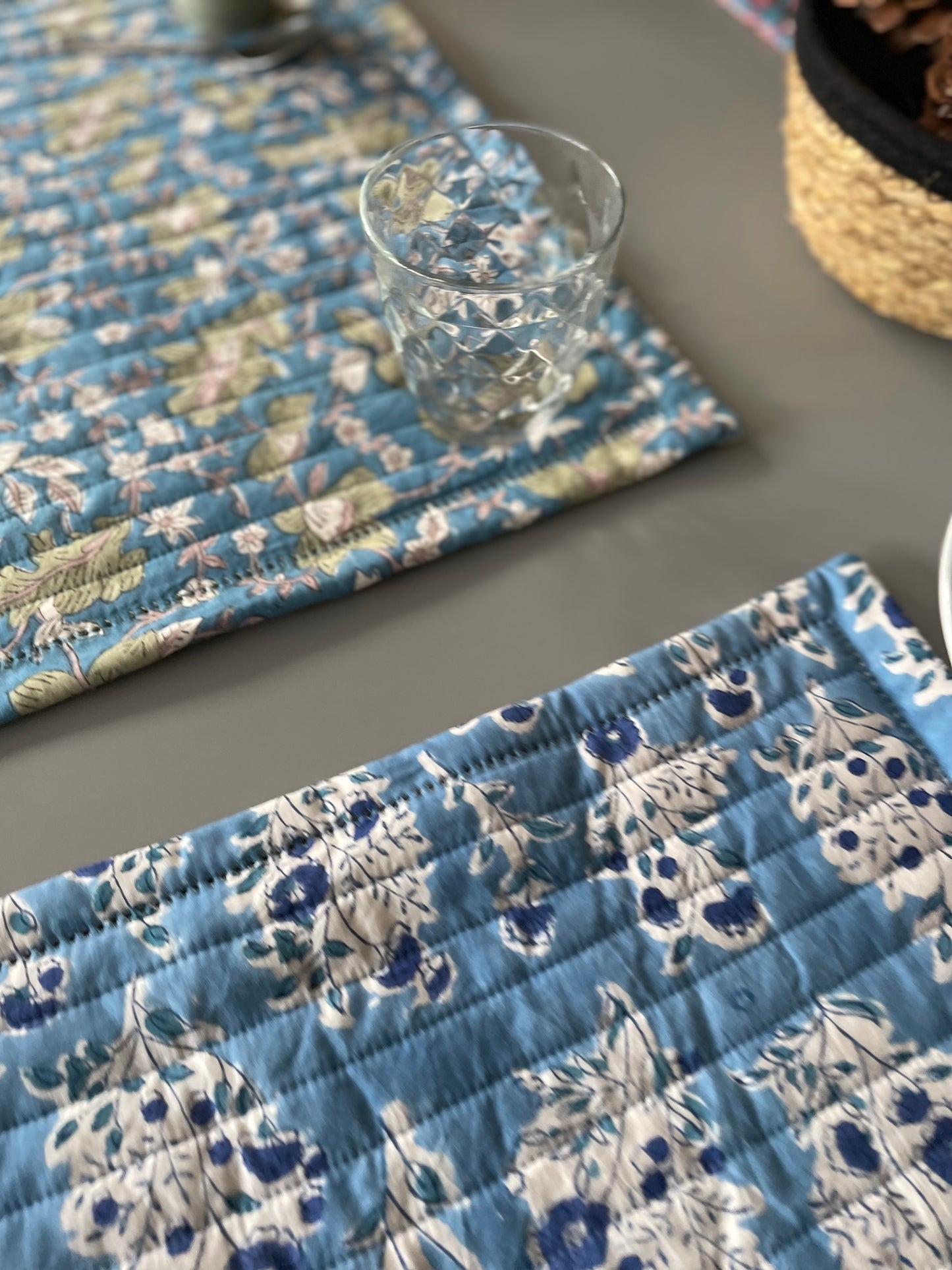 Set de table en coton blockprint réversible Bleu /  Mauve