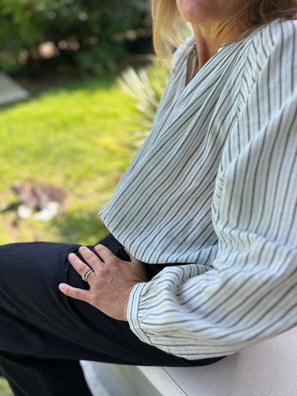 Blouse GEETA en coton Khadi rayé gris & écru