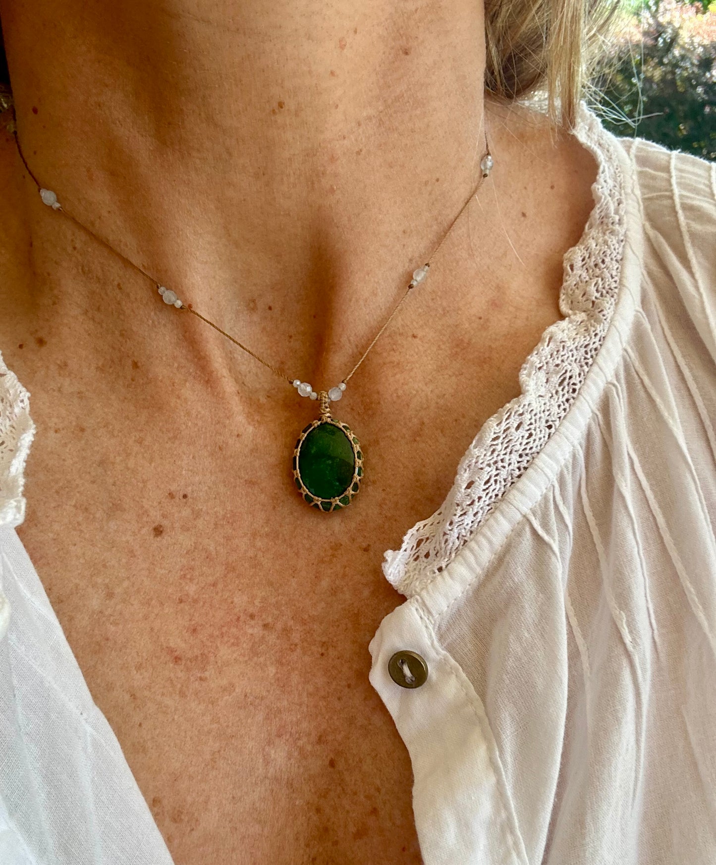 Collier INDIA fil de soie et pierres semi-précieuses
