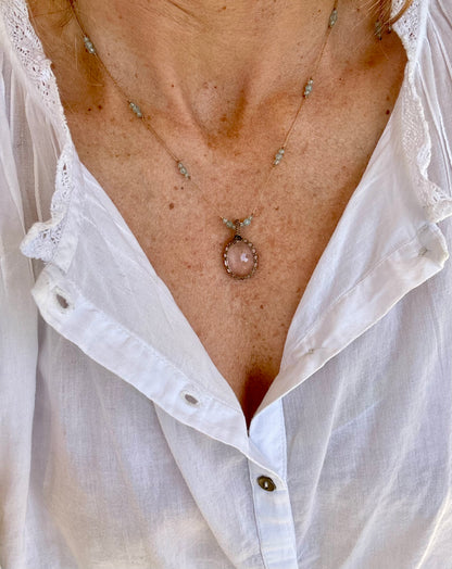 Collier INDIA fil de soie et pierres semi-précieuses