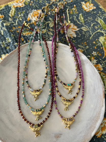 Collier Baba pierres semi-précieuses &  pendentif laiton