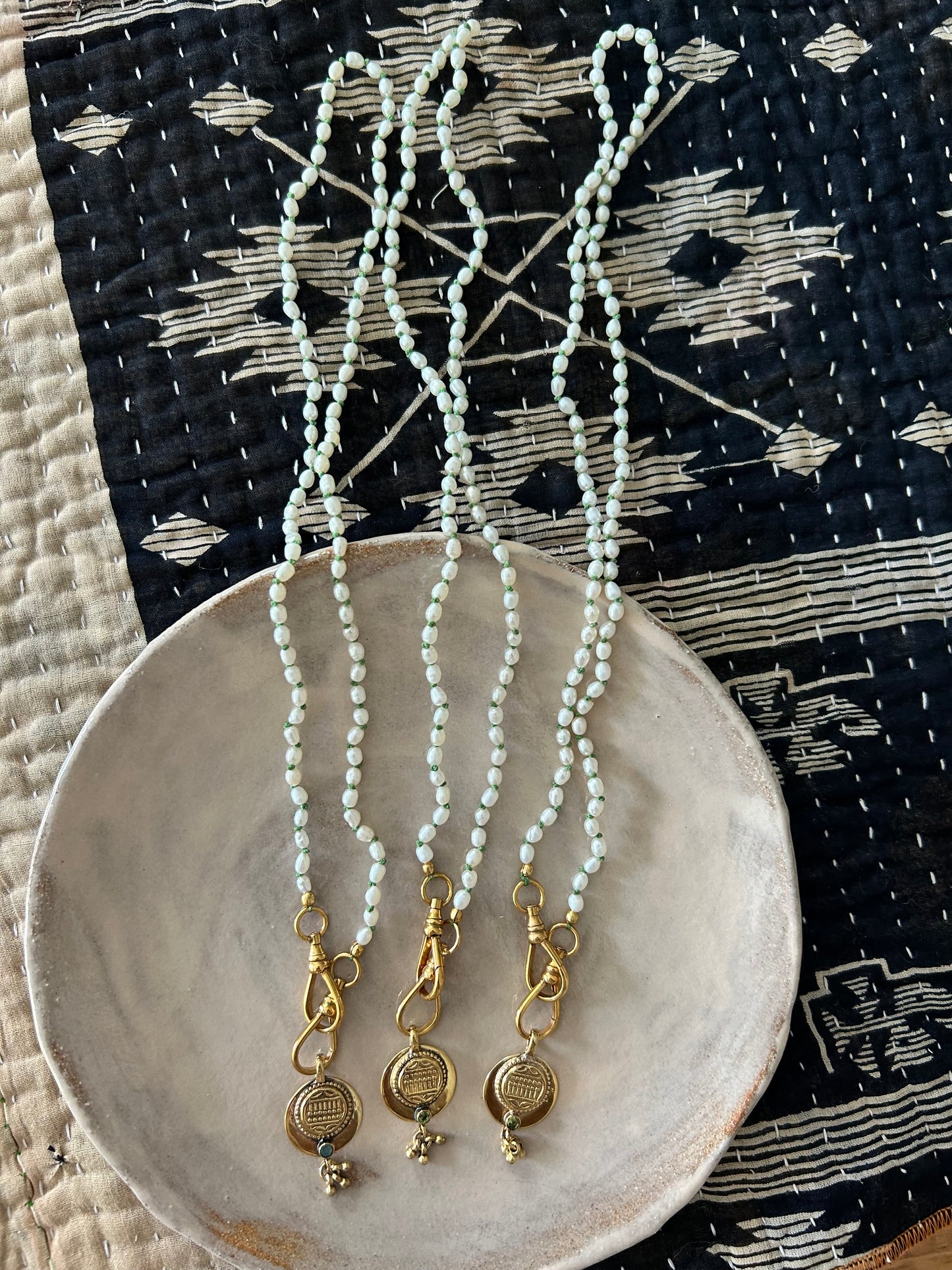 Collier JOHRI Perles d'eau douce naturelles