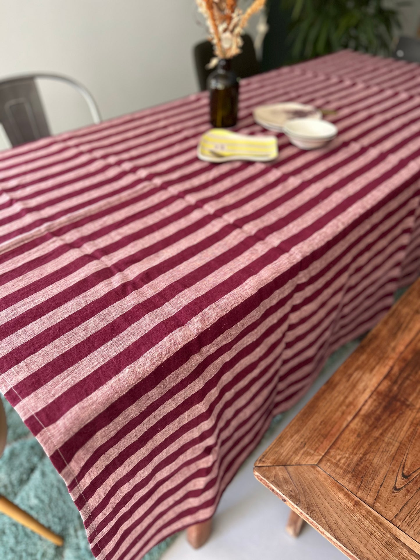 Nappe carrée  en lin à rayures Framboise