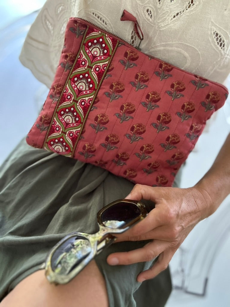 Pochette matelassée & ruban vintage |  VINTY