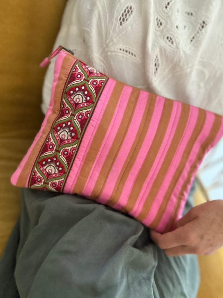 Pochette matelassée & ruban vintage |  VINTY
